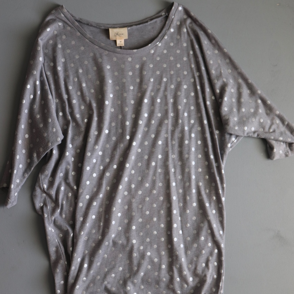 Women's Medium Gray Polka Dot Raglan Sleeve Shirt